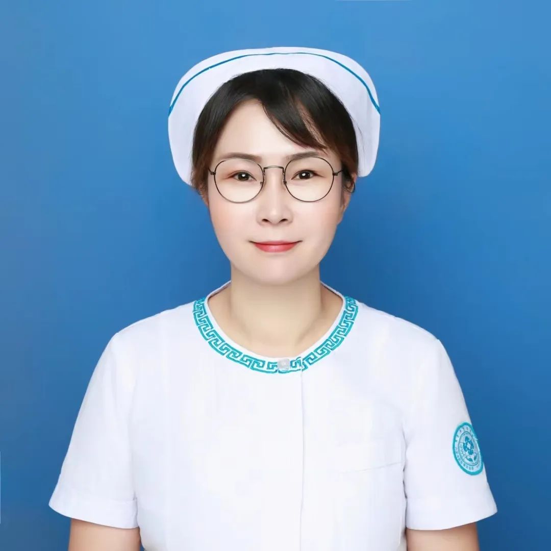 27五疗脑病科-乌日罕.jpg